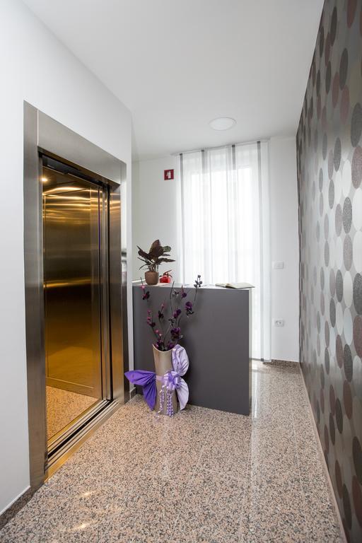Apartma Grze Постойна Екстериор снимка