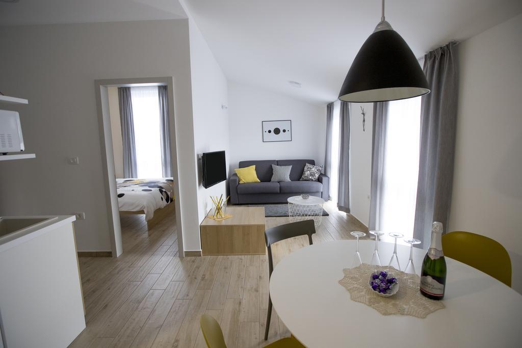 Apartma Grze Постойна Екстериор снимка