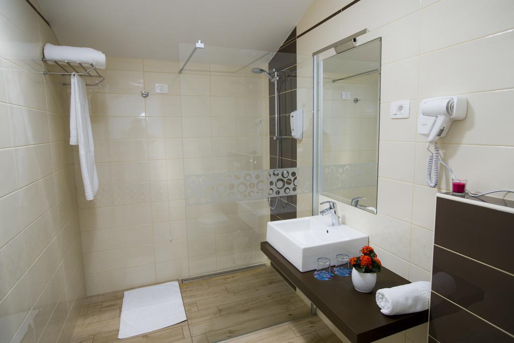 Apartma Grze Постойна Екстериор снимка